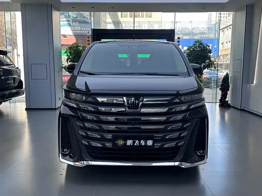 Toyota Vellfire — фото 6
