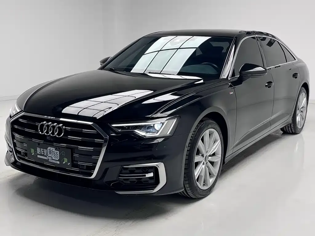 Audi A6L — фото 1