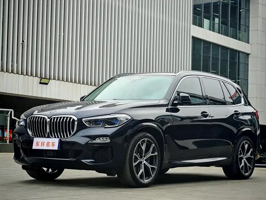 BMW X5 (Import) — фото 1