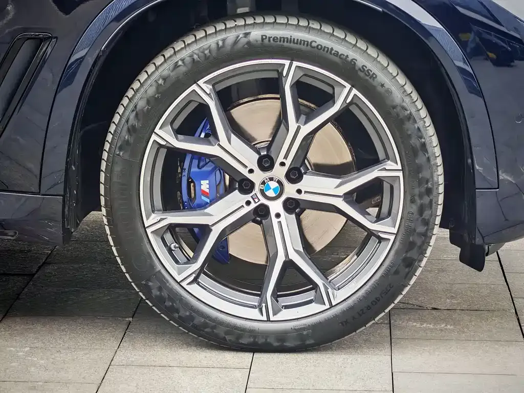 BMW X5 (Import) — фото 6
