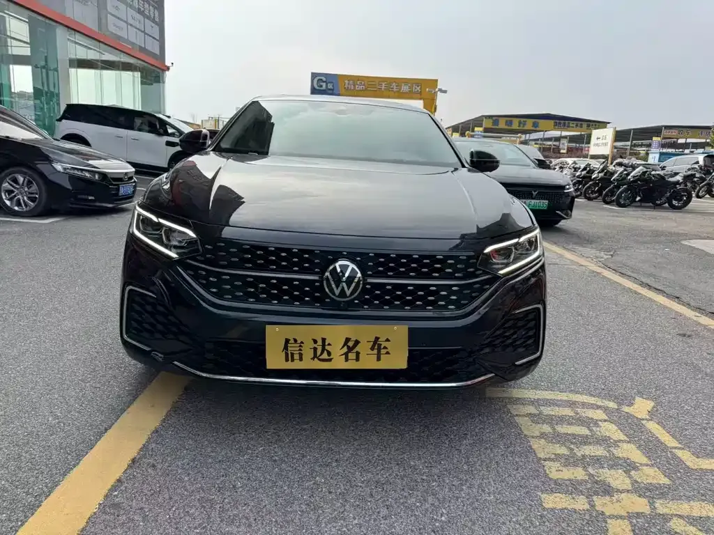 Volkswagen Passat — фото 5