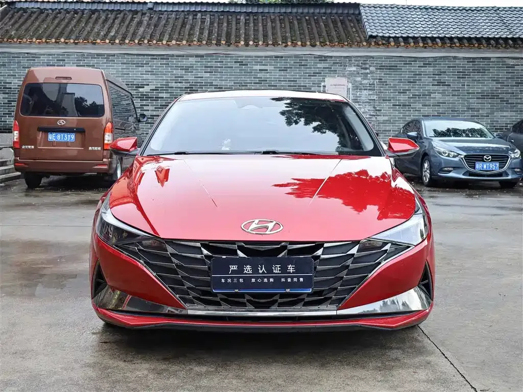 Hyundai Elantra — фото 8