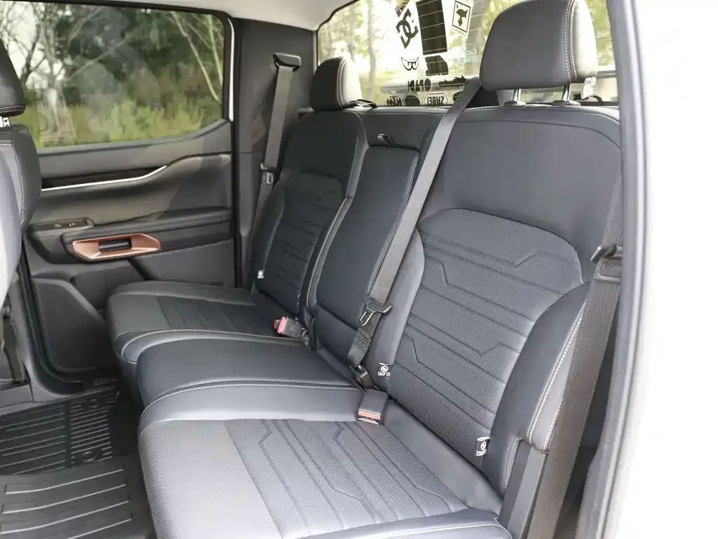Ford Ranger — фото 10