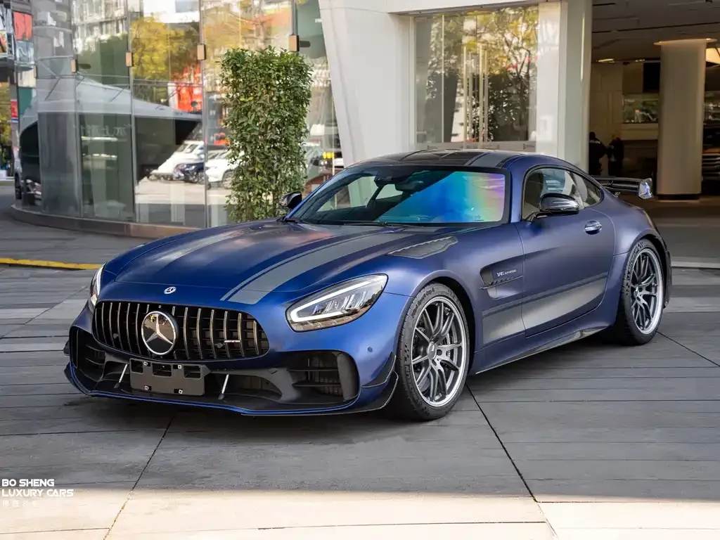 Mercedes-Benz AMG GT — фото 1