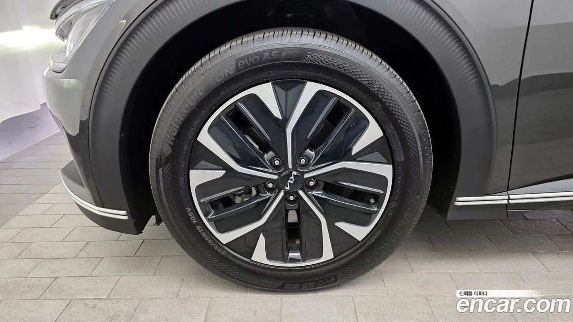 Kia EV6 — фото 4