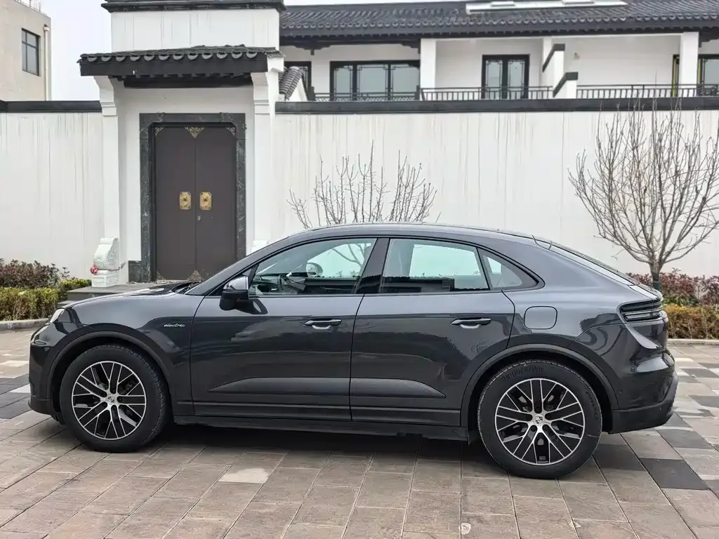 Porsche Macan EV — фото 6
