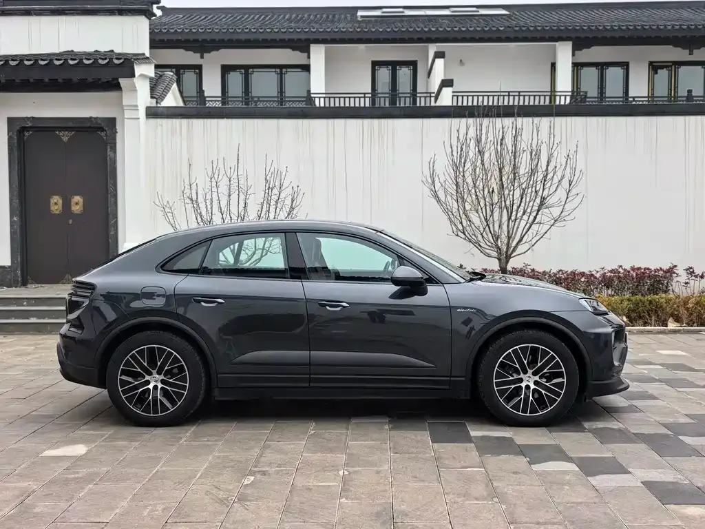 Porsche Macan EV — фото 8