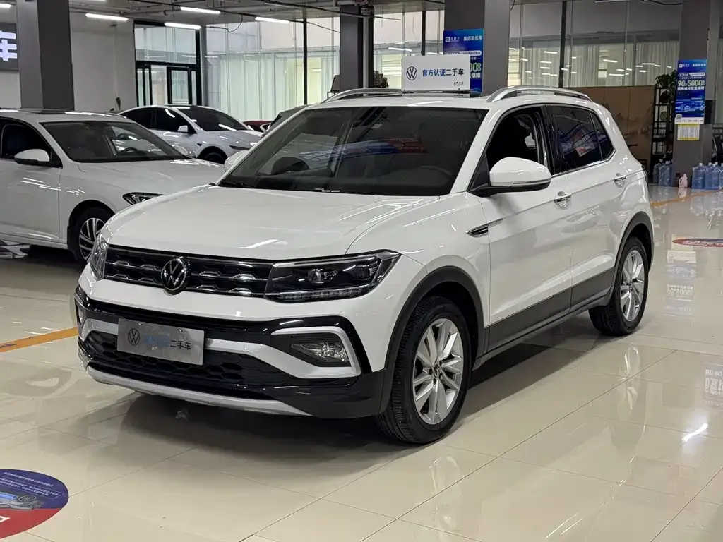 Volkswagen T-Cross — фото 1
