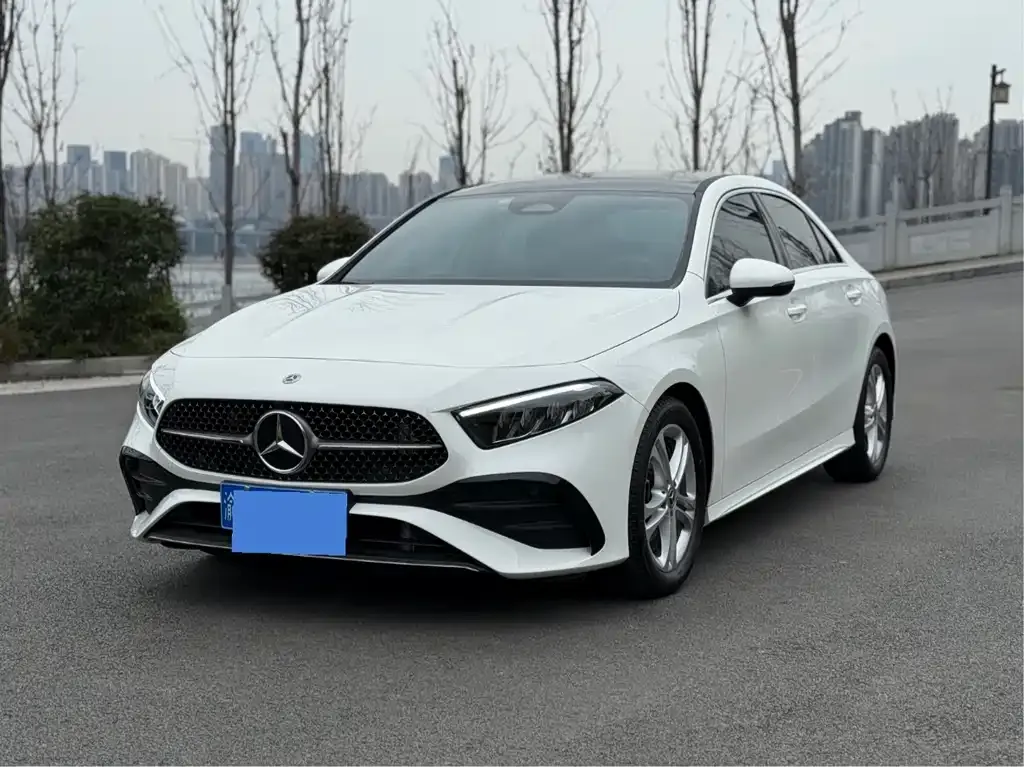 Mercedes-Benz A-Class — фото 1