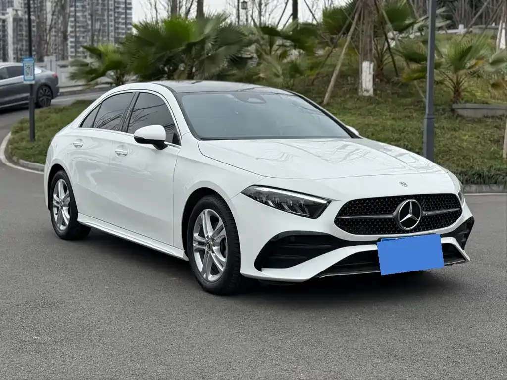Mercedes-Benz A-Class — фото 8