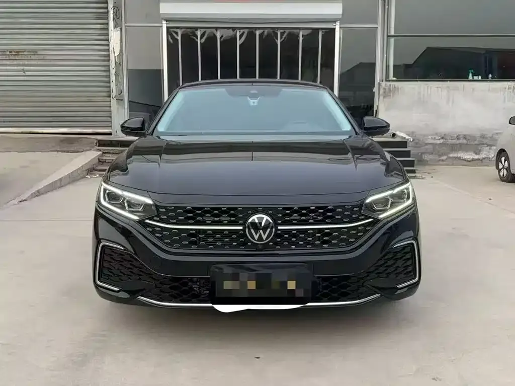 Volkswagen Passat — фото 4