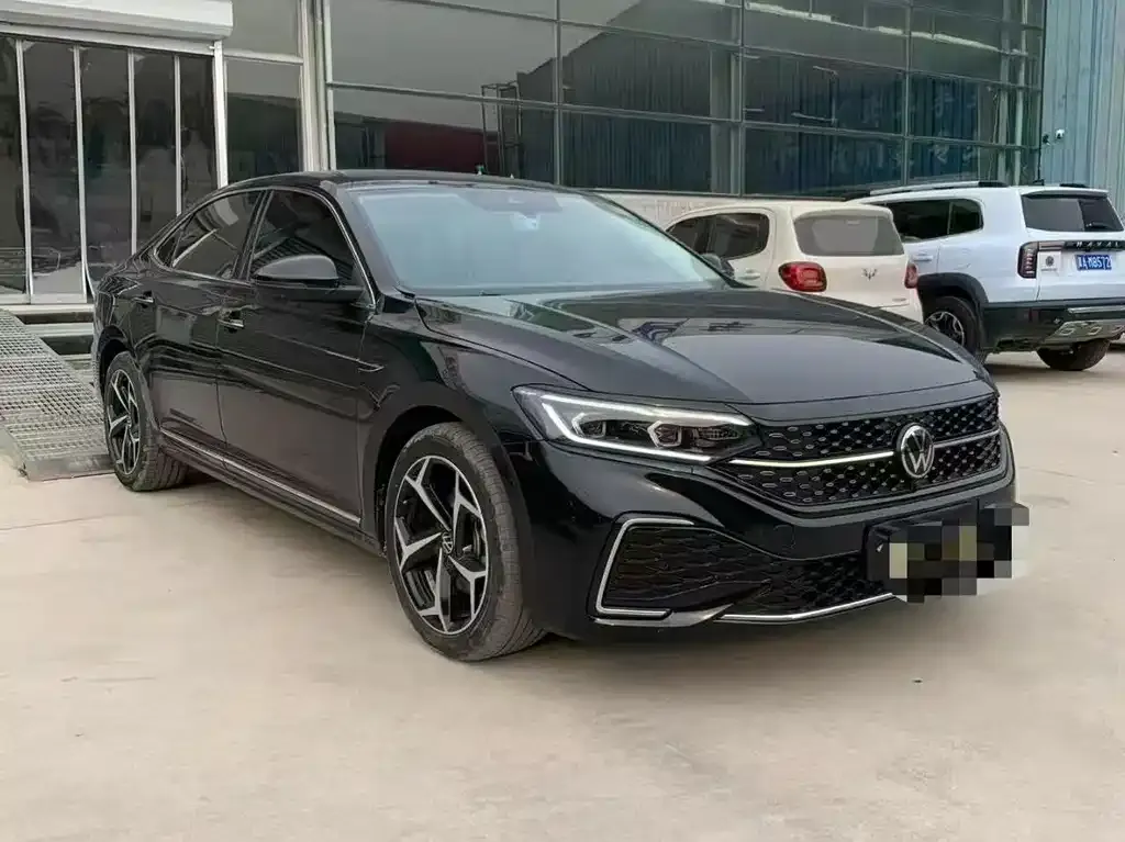 Volkswagen Passat — фото 7