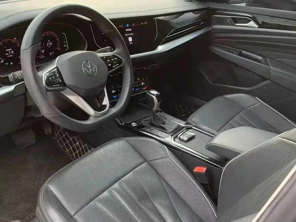 Volkswagen Passat — фото 8