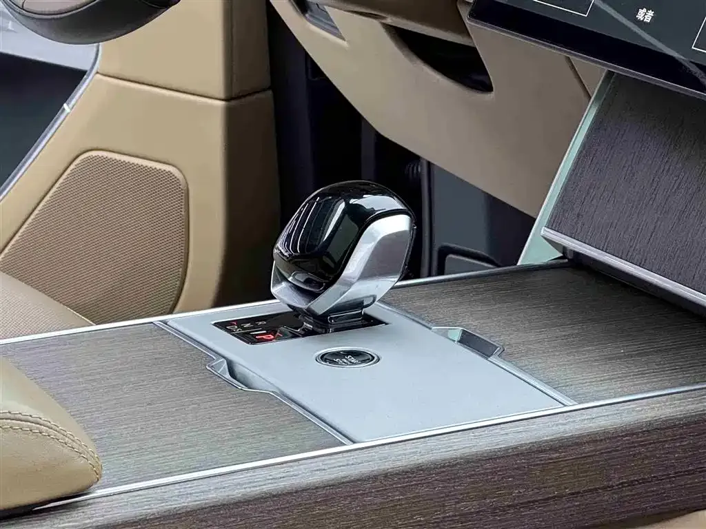 Land Rover Range Rover — фото 10