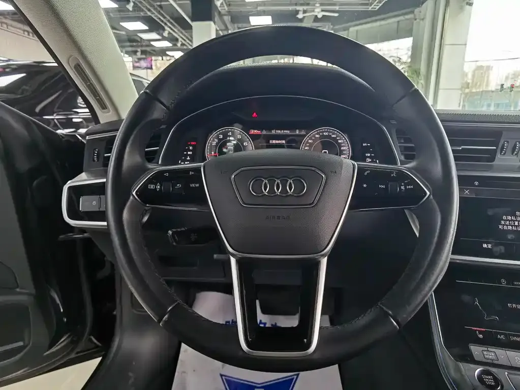 Audi A7 — фото 8