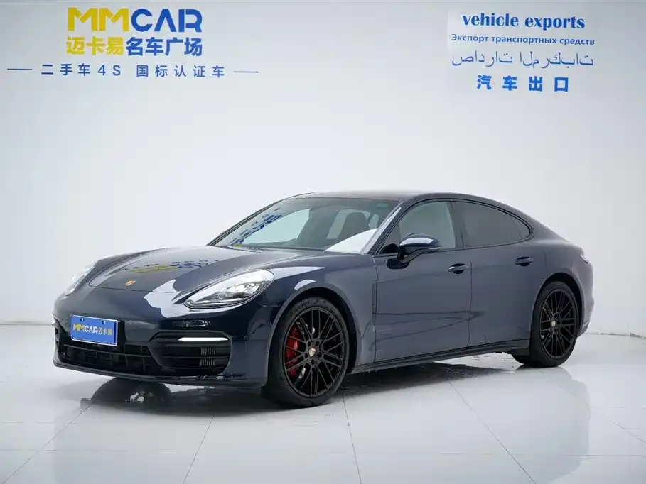 Porsche Panamera — фото 1