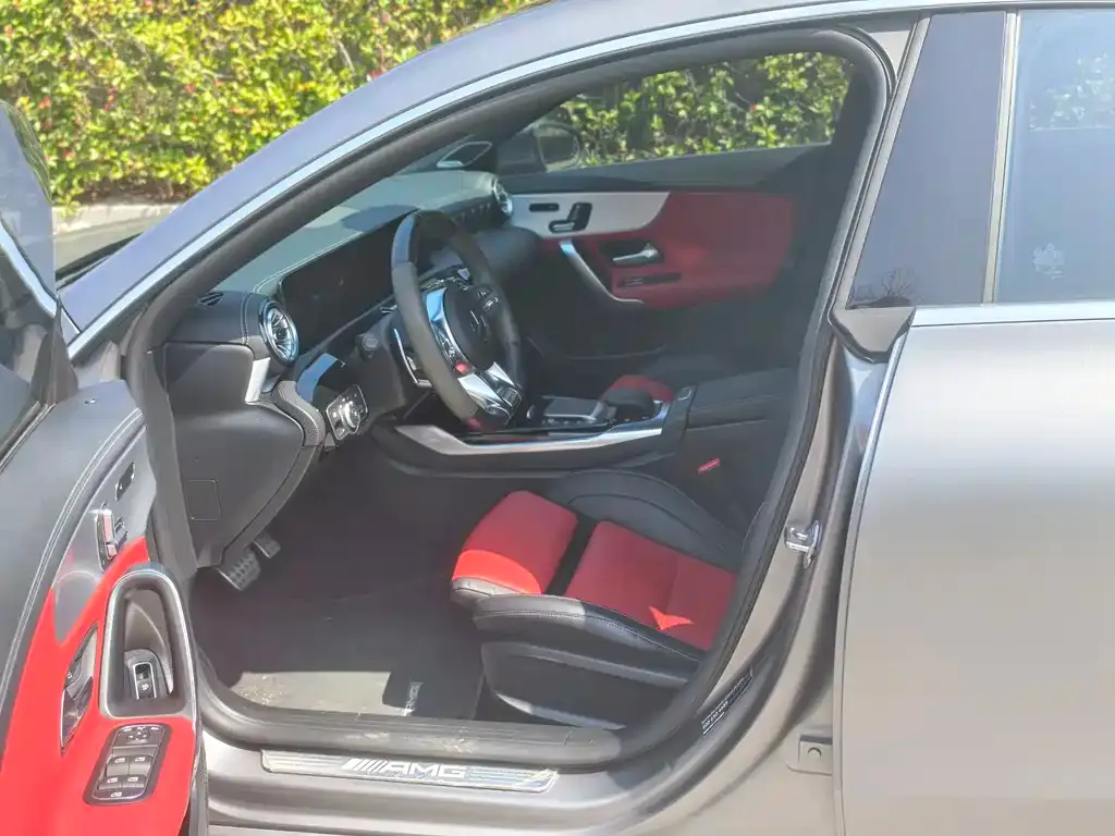 Mercedes-Benz CLA AMG — фото 9