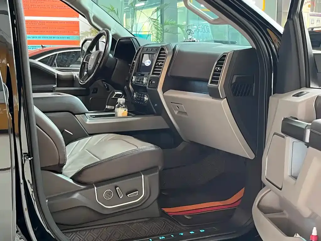 Ford F-150 Raptor — фото 6