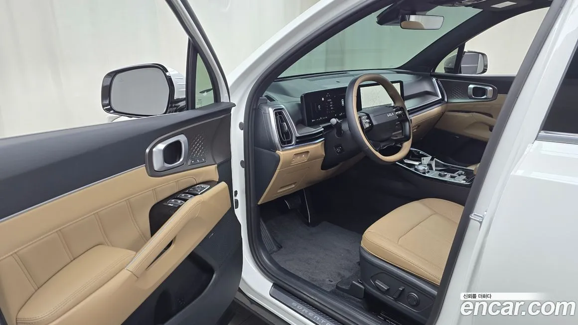 Kia Sorento — фото 7