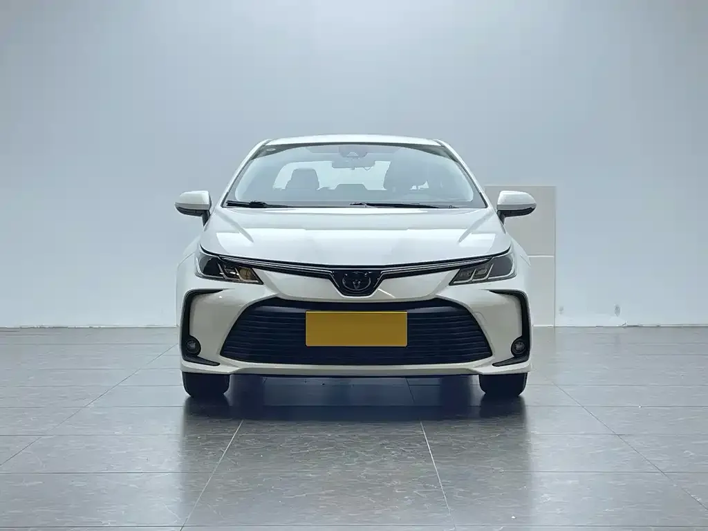 Toyota Corolla — фото 3