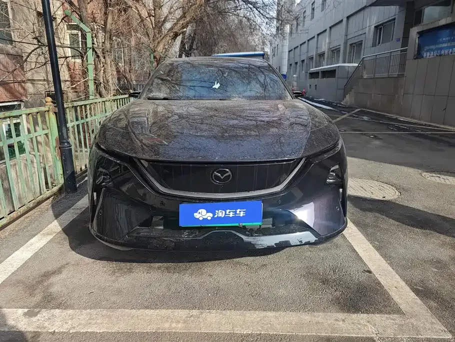 Mazda EZ-60 — фото 9