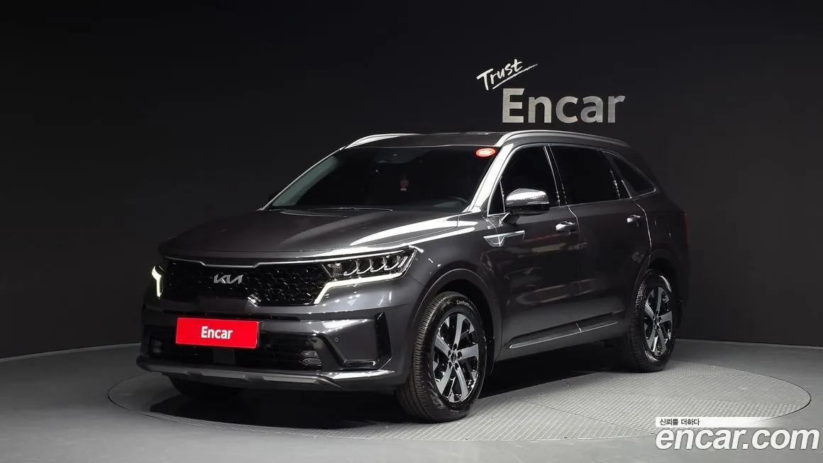 Kia Sorento — фото 1