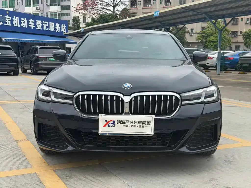 BMW 5 Series — фото 2