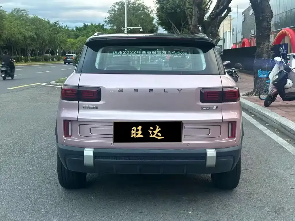 Geely Icon — фото 6