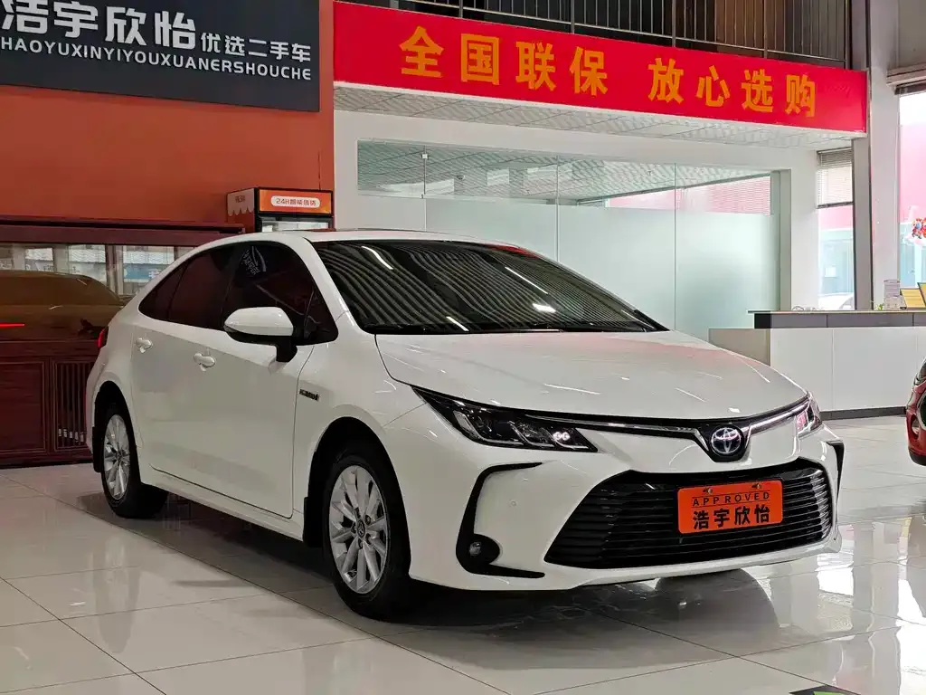 Toyota Corolla — фото 3