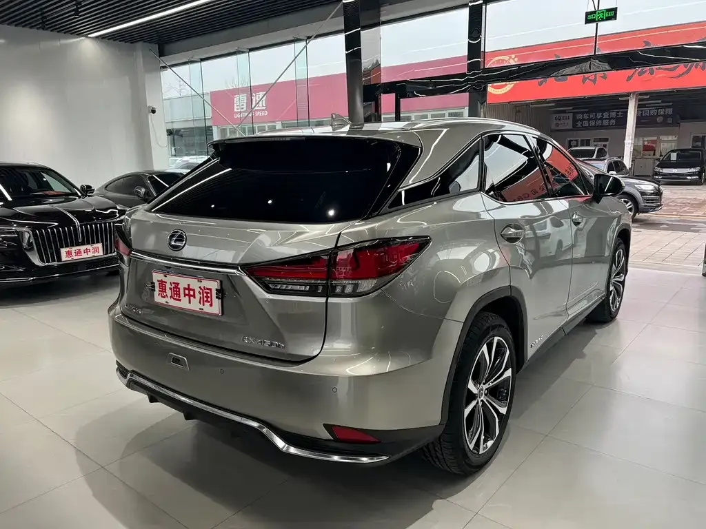 Lexus RX — фото 9