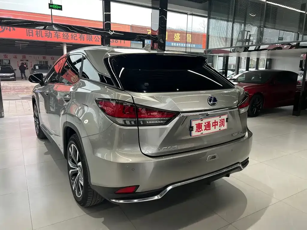 Lexus RX — фото 4