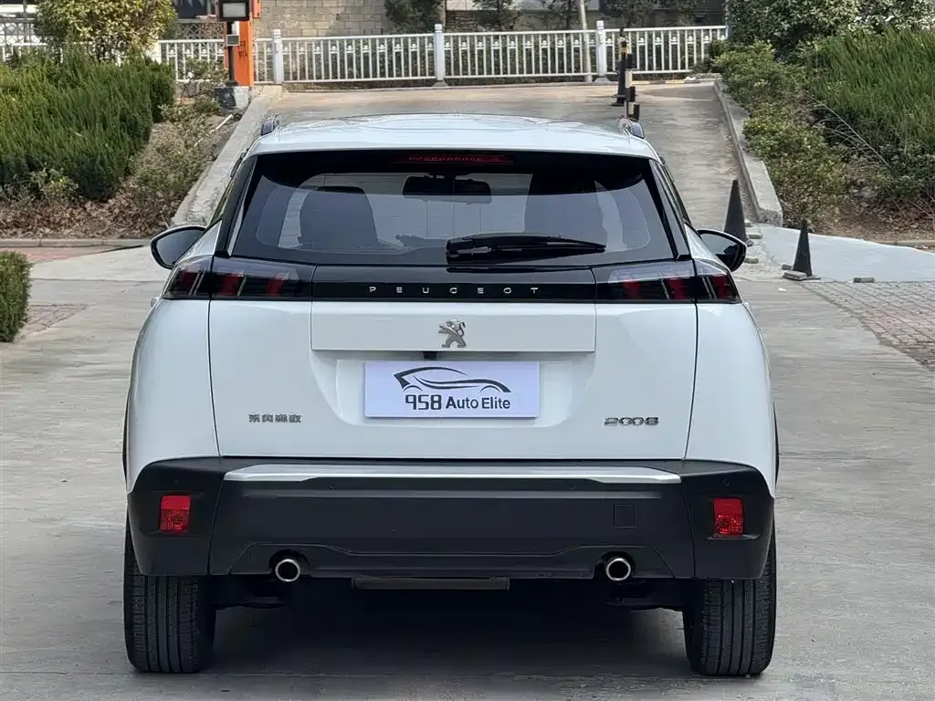 Peugeot 2008 — фото 9