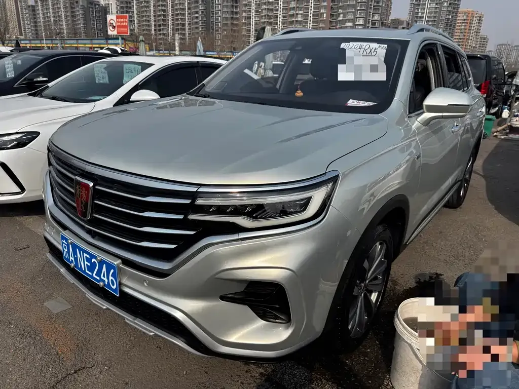 Roewe RX5 MAX — фото 1