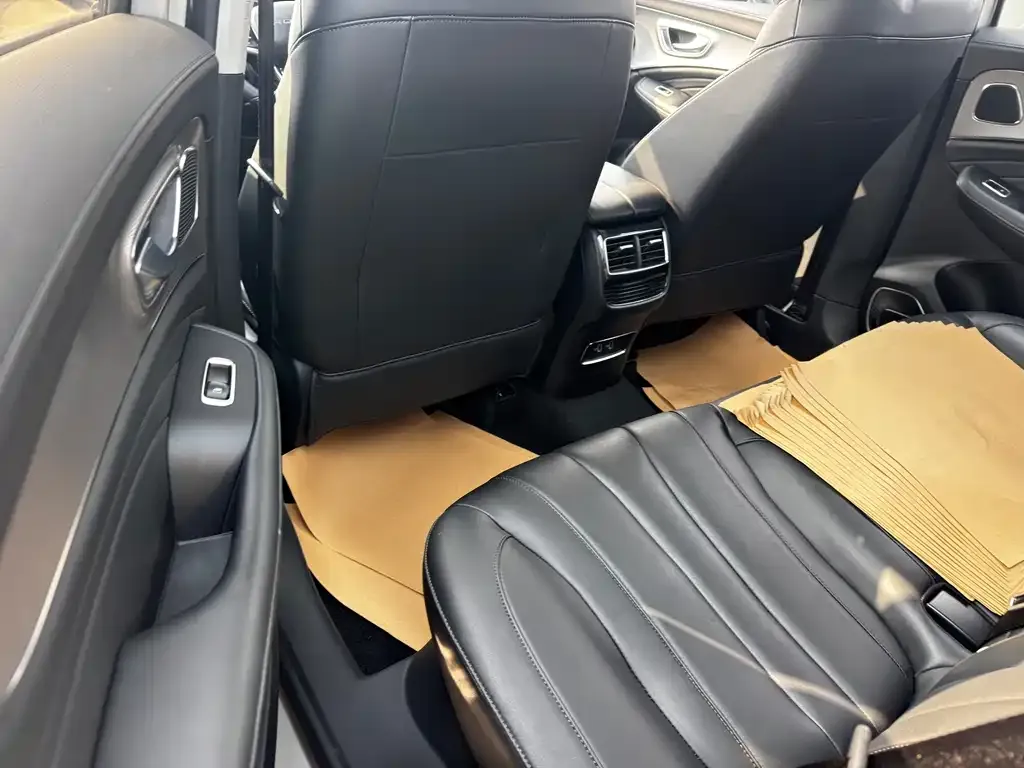 Roewe RX5 MAX — фото 4