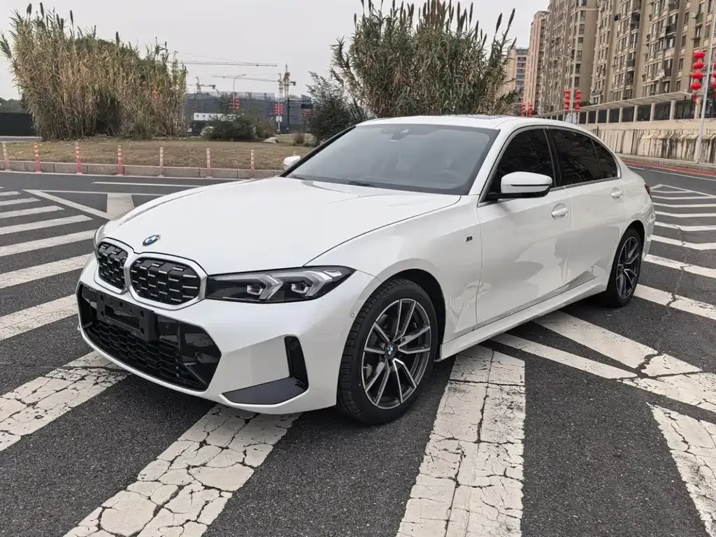 BMW 3 Series — фото 1