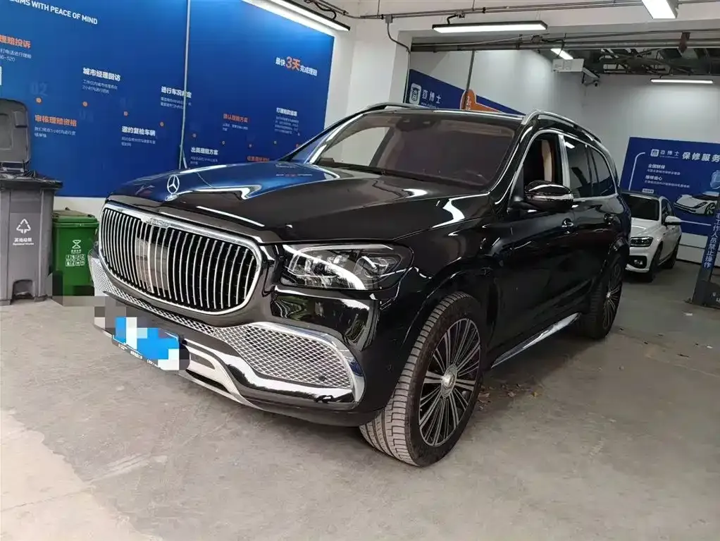 Mercedes-Benz GLS — фото 1
