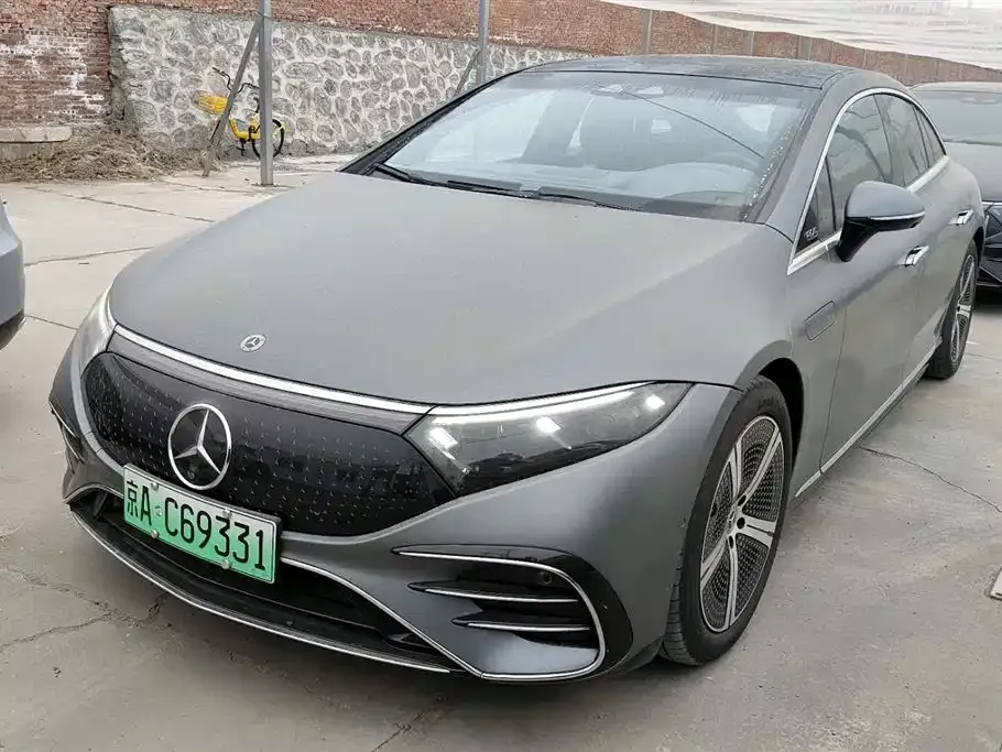 Mercedes-Benz EQS — фото 1