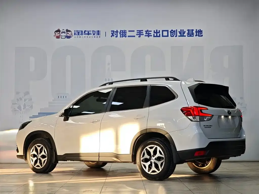 Subaru Forester — фото 7