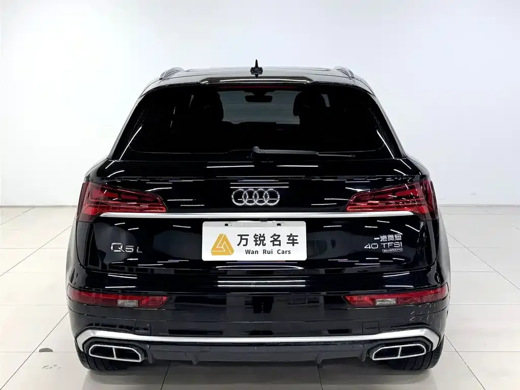 Audi Q5L — фото 2