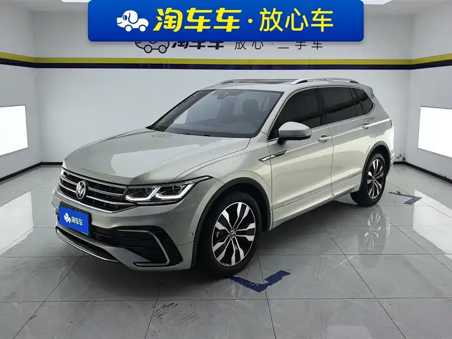 Volkswagen Tiguan L — фото 1