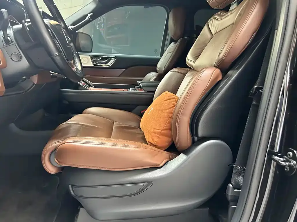 Lincoln Navigator — фото 2