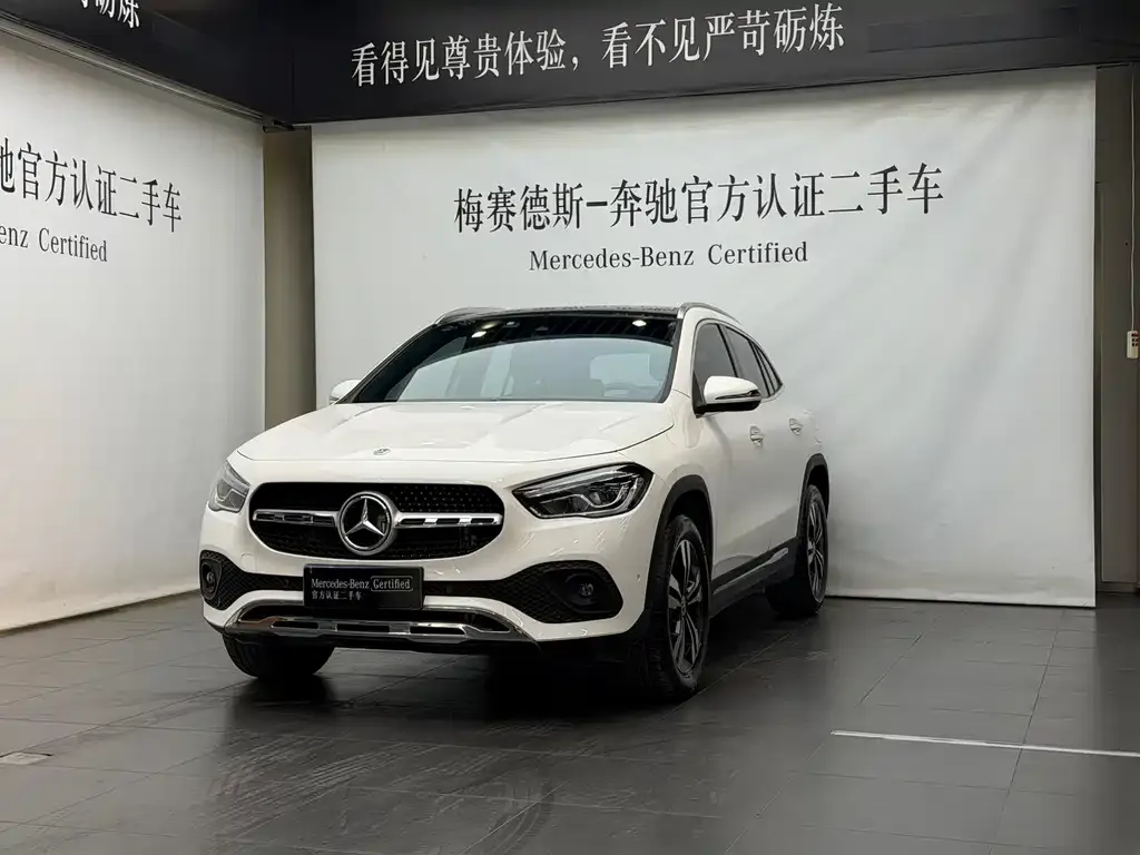 Mercedes-Benz GLA — фото 1