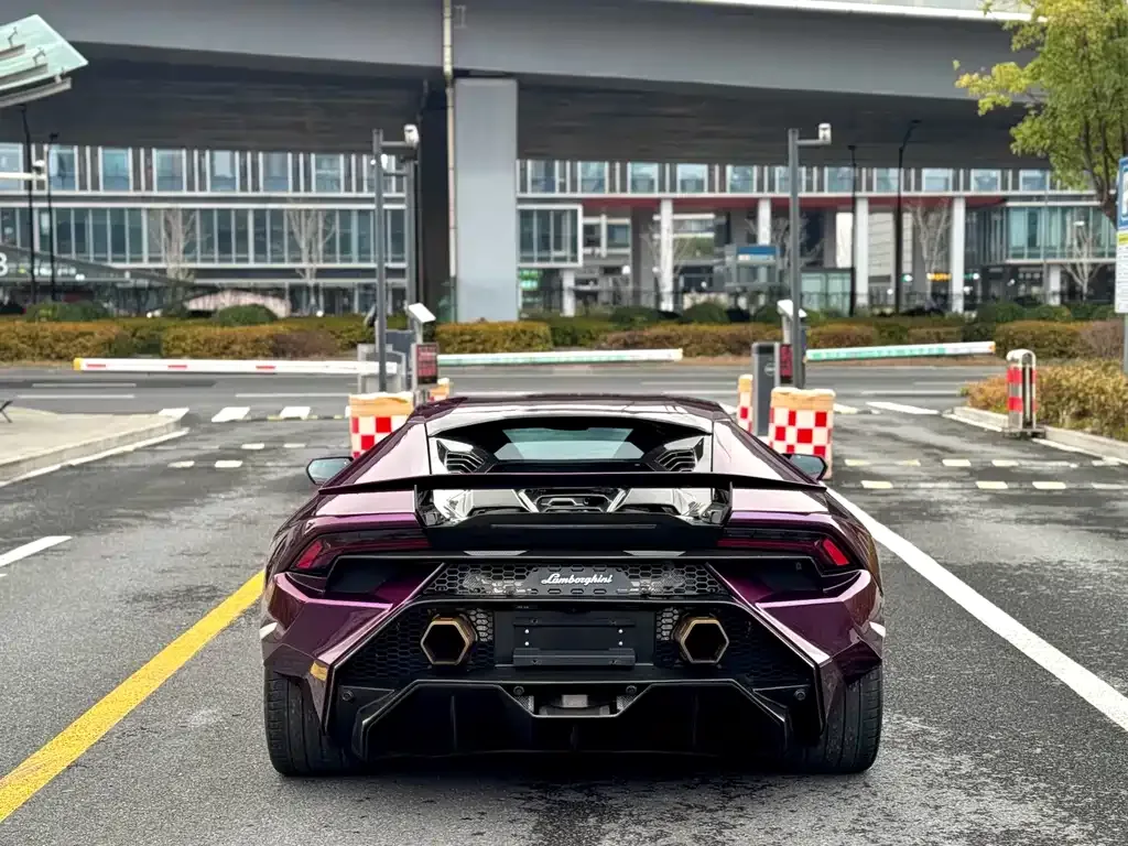 Lamborghini Huracan — фото 3