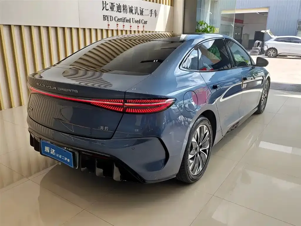 BYD Seal — фото 4