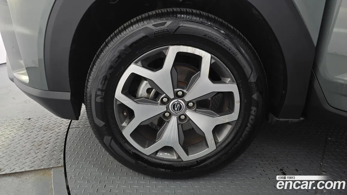 KG Mobility (Ssangyong) Torres — фото 10