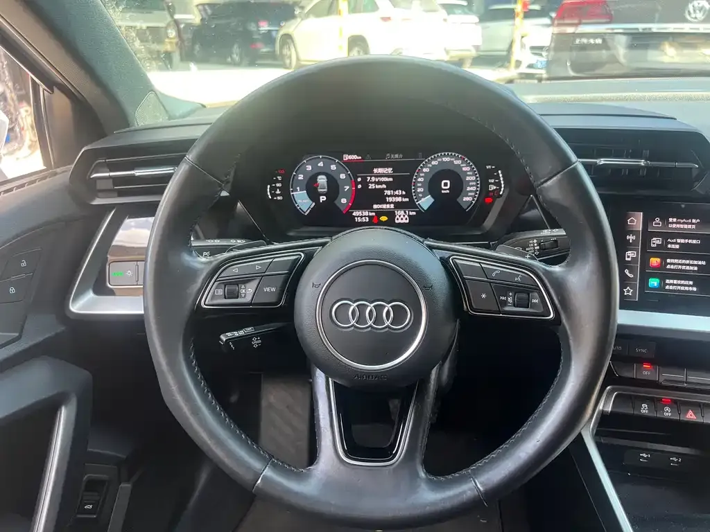 Audi A3 — фото 5