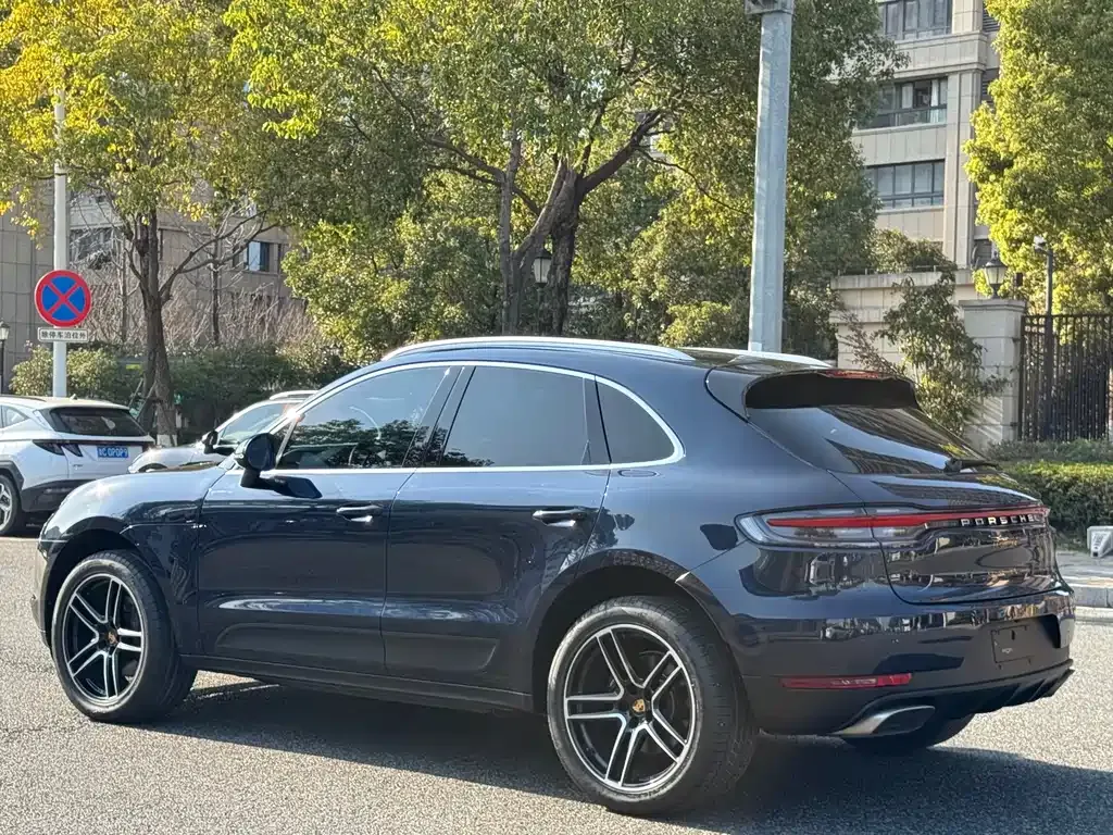 Porsche Macan — фото 10