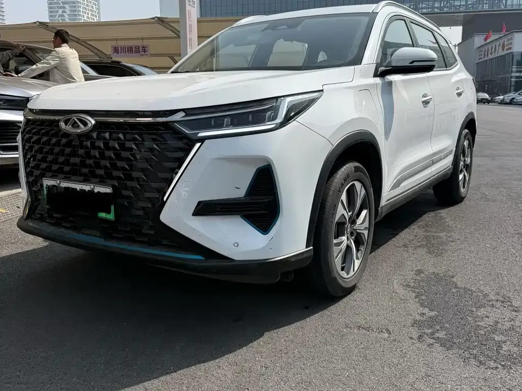 Chery Tiggo 8 PRO NEV — фото 1