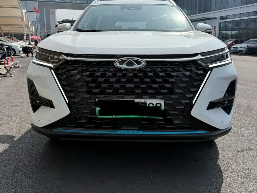 Chery Tiggo 8 PRO NEV — фото 3