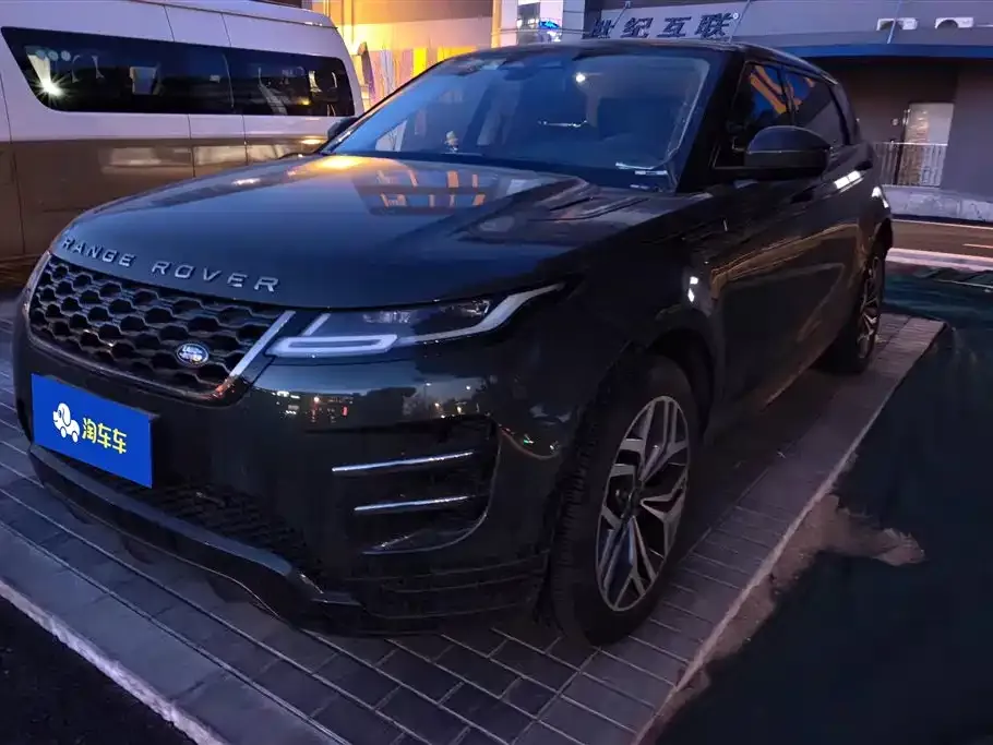 Land Rover Evoque — фото 1